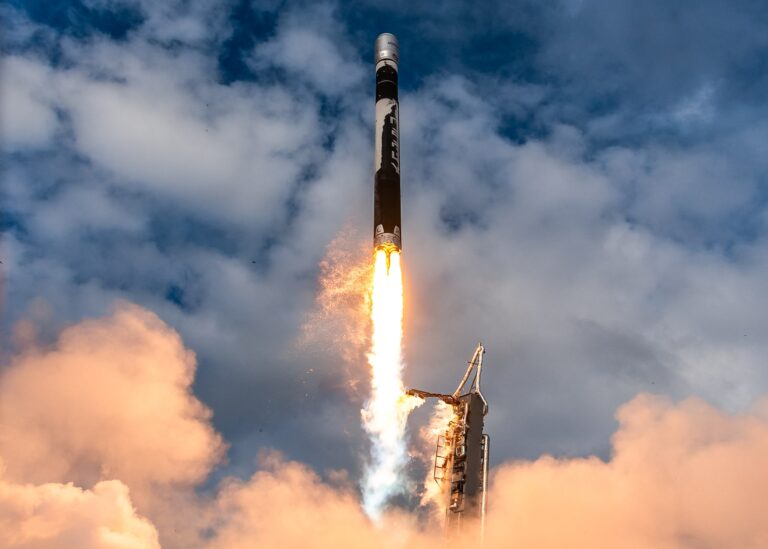 Image representing blog post Firefly Aerospace ($FLY) 首次公开募股：您需要了解的一切