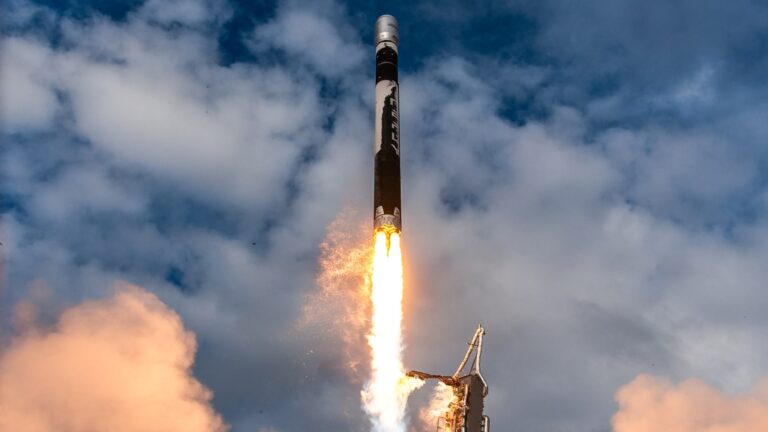 Image representing blog post Firefly Aerospace ($FLY) IPO: Everything You Need to Know