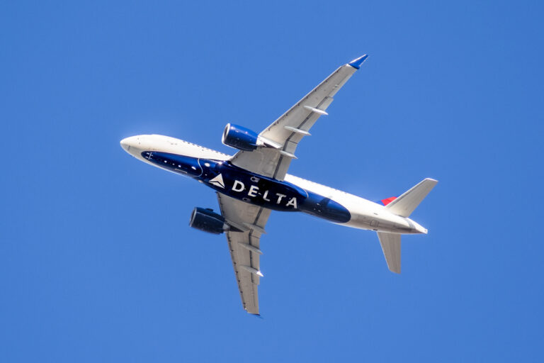 Image representing blog post 達美航空公司：隱藏在 737 飛機中的PayPal？